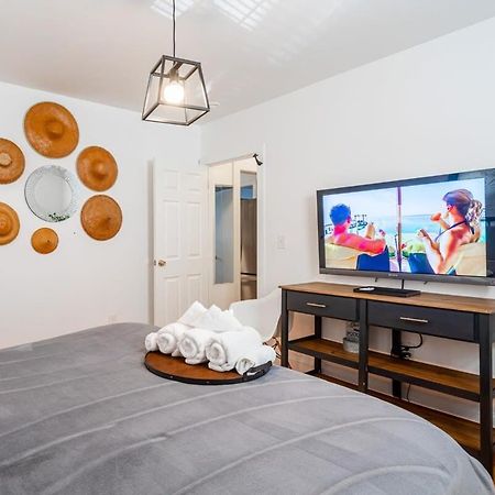 Апартаменты The Blue Sapphire 2Br 2 King Beds & Ample Backyard Бриджпорт Экстерьер фото