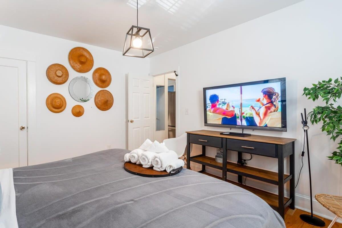 Апартаменты The Blue Sapphire 2Br 2 King Beds & Ample Backyard Бриджпорт Экстерьер фото
