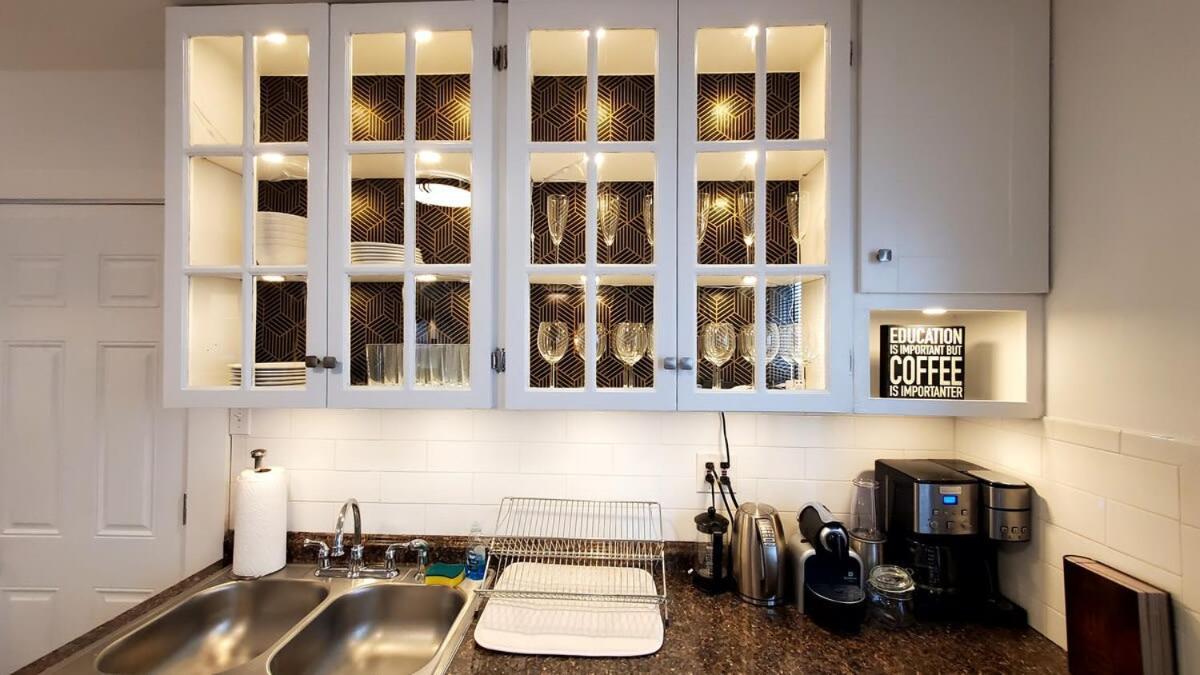 Апартаменты The Blue Sapphire 2Br 2 King Beds & Ample Backyard Бриджпорт Экстерьер фото