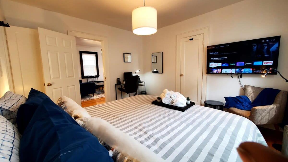 Апартаменты The Blue Sapphire 2Br 2 King Beds & Ample Backyard Бриджпорт Экстерьер фото