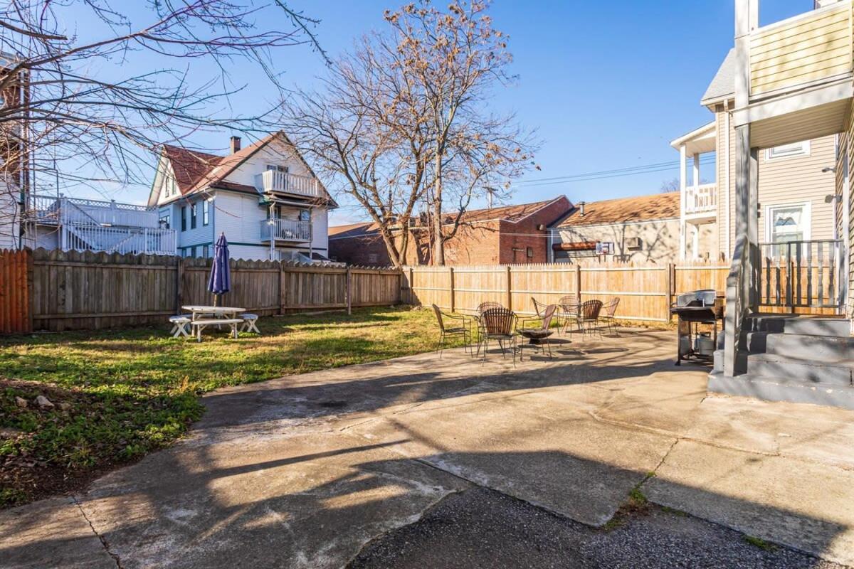 Апартаменты The Blue Sapphire 2Br 2 King Beds & Ample Backyard Бриджпорт Экстерьер фото