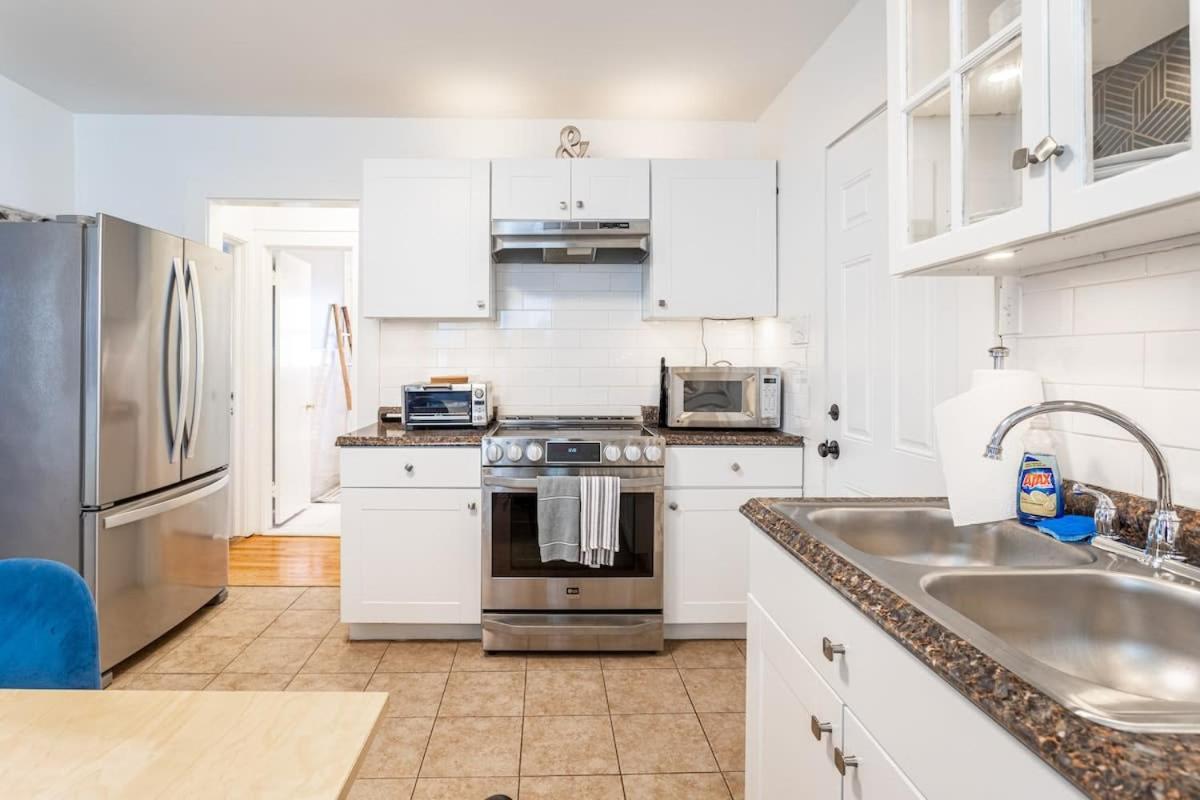 Апартаменты The Blue Sapphire 2Br 2 King Beds & Ample Backyard Бриджпорт Экстерьер фото