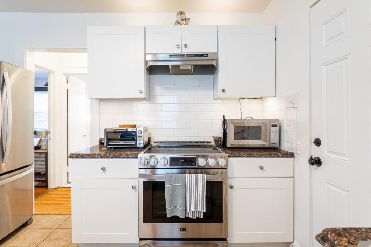 Апартаменты The Blue Sapphire 2Br 2 King Beds & Ample Backyard Бриджпорт Экстерьер фото