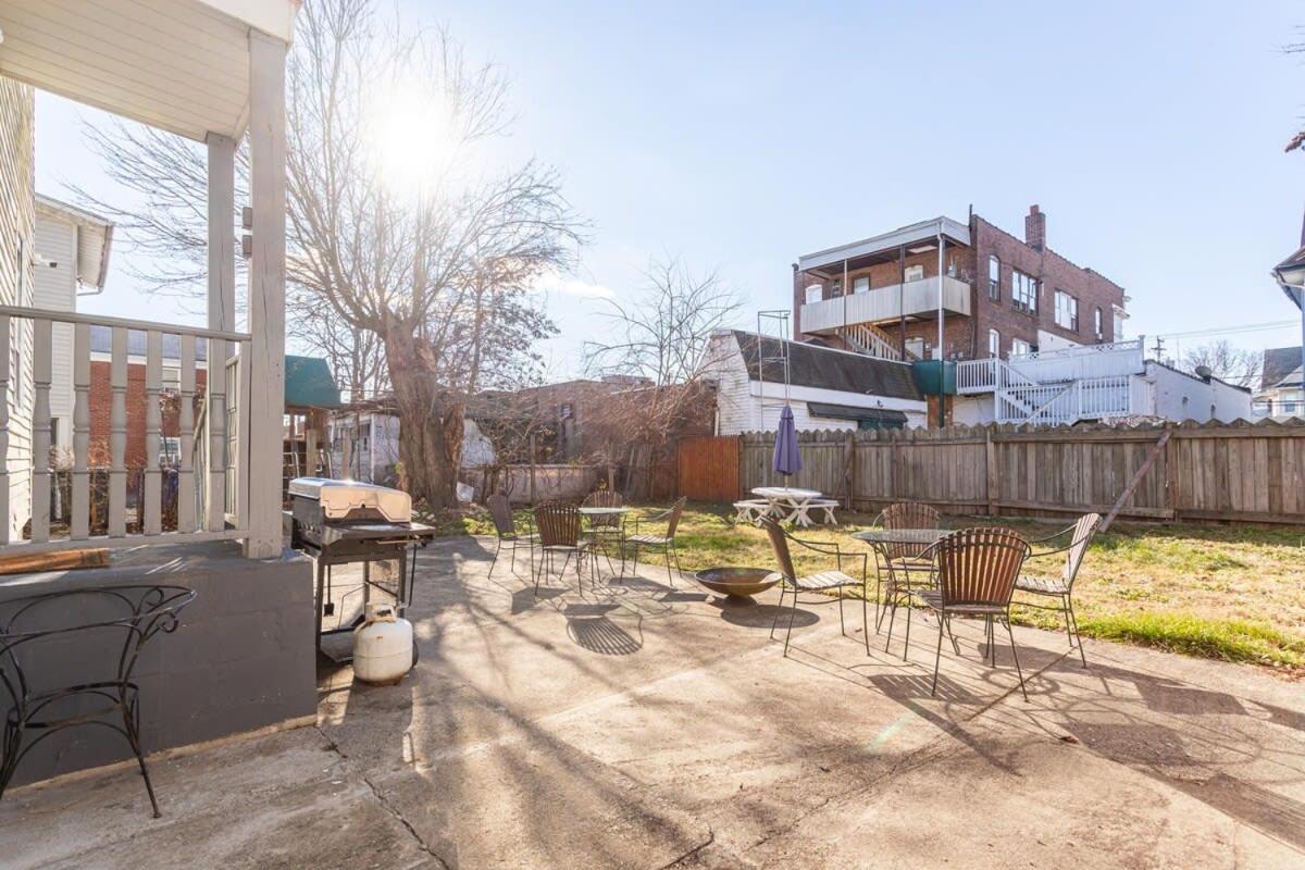 Апартаменты The Blue Sapphire 2Br 2 King Beds & Ample Backyard Бриджпорт Экстерьер фото